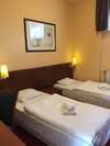 hotel_img